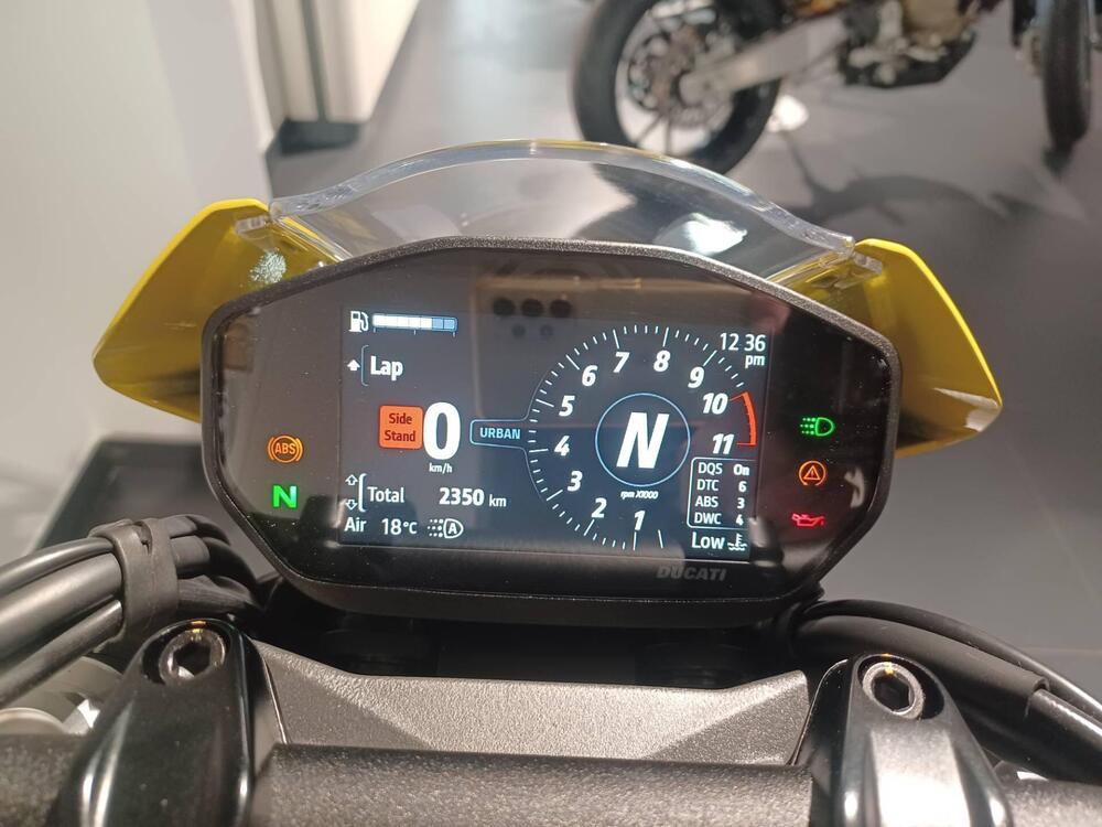 Ducati Monster 937 + (2021 - 25) (3)