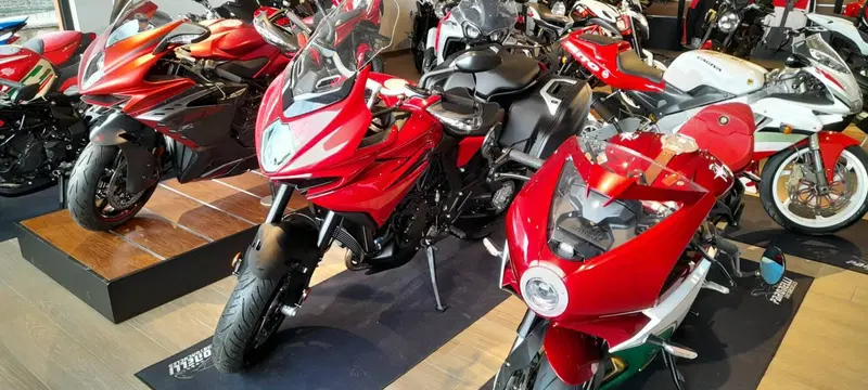 MV Agusta Turismo Veloce 800 R (2023 - 26) (10)