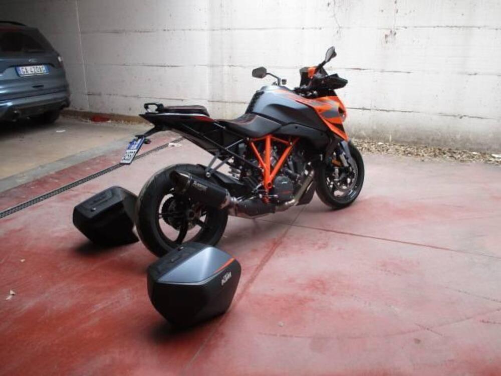 KTM 1290 Super Duke GT (2022 - 24) (3)