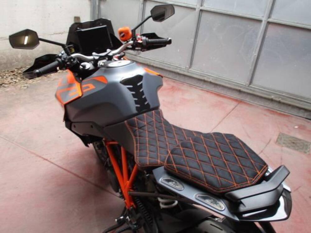 KTM 1290 Super Duke GT (2022 - 24) (5)