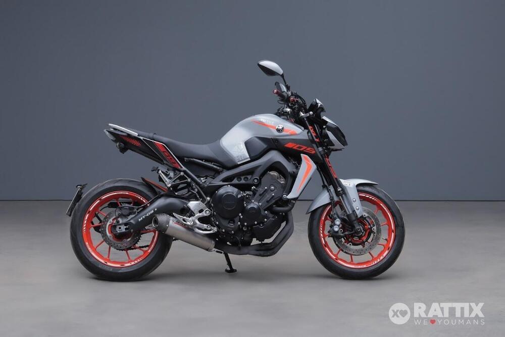 Yamaha MT-09 (2017 - 20) (4)