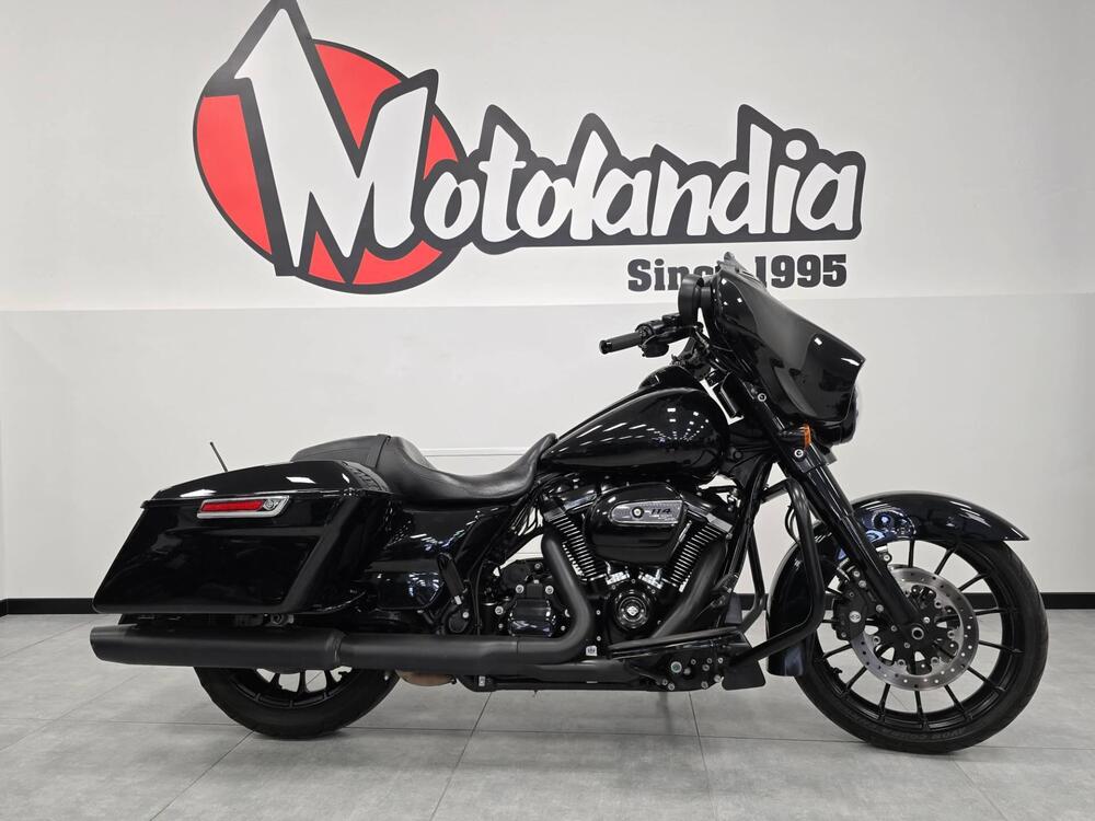 Harley-Davidson 114 Street Glide Special (2019 - 20) - FLHXS (2)