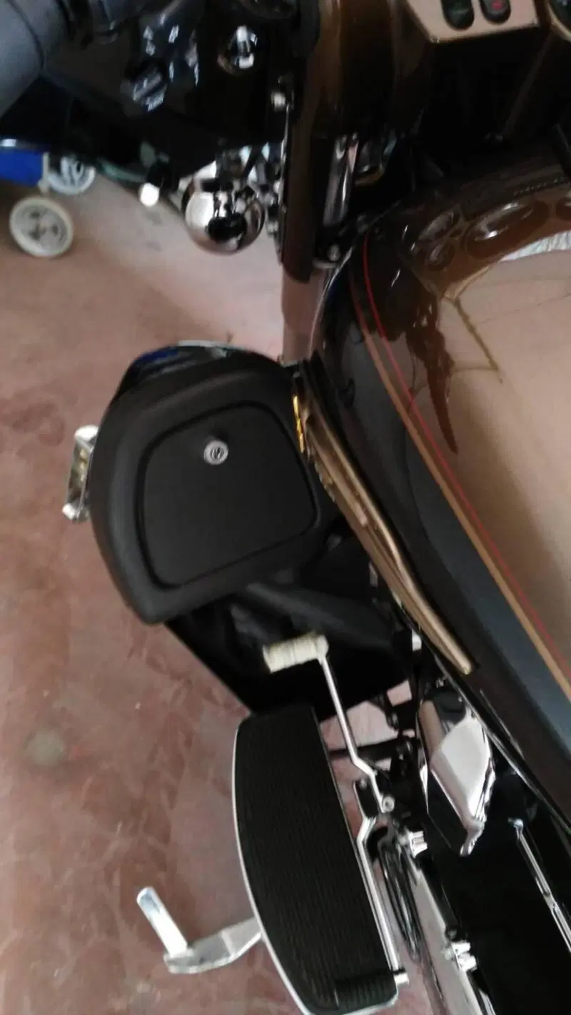 Harley-Davidson 1690 Electra Glide Ultra Limited (2010 - 13) - FLHTK (8)