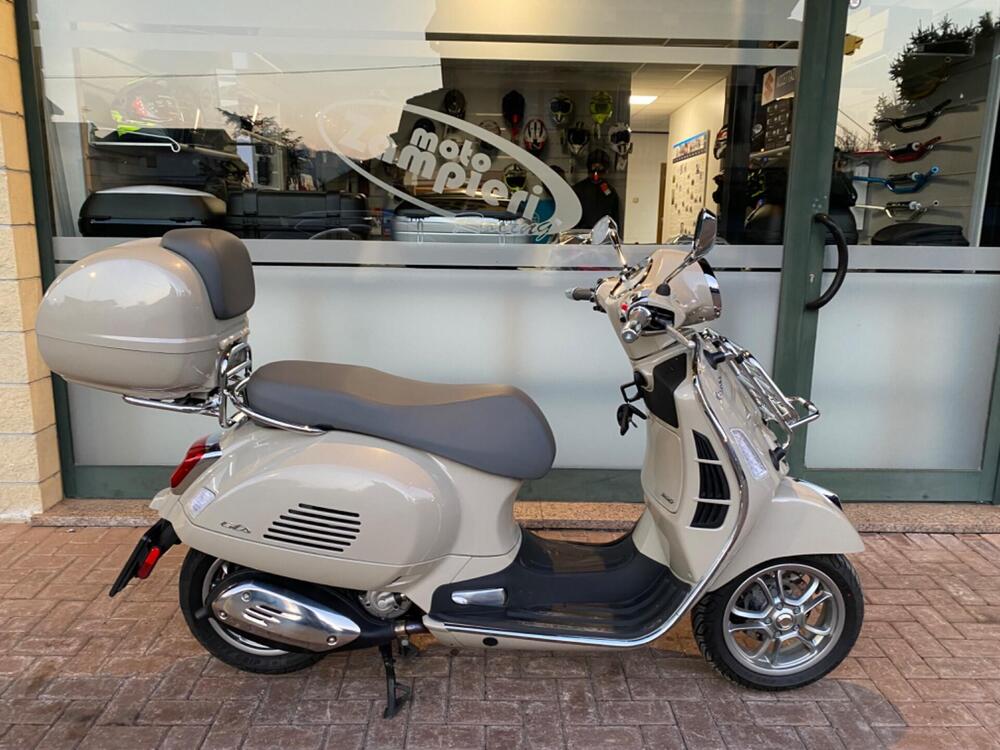 Vespa GTS 300 Super (2023 - 24)