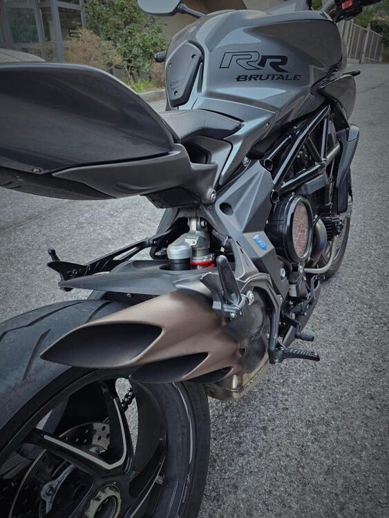 MV Agusta Brutale 800 RR SCS (2021 - 22) (2)