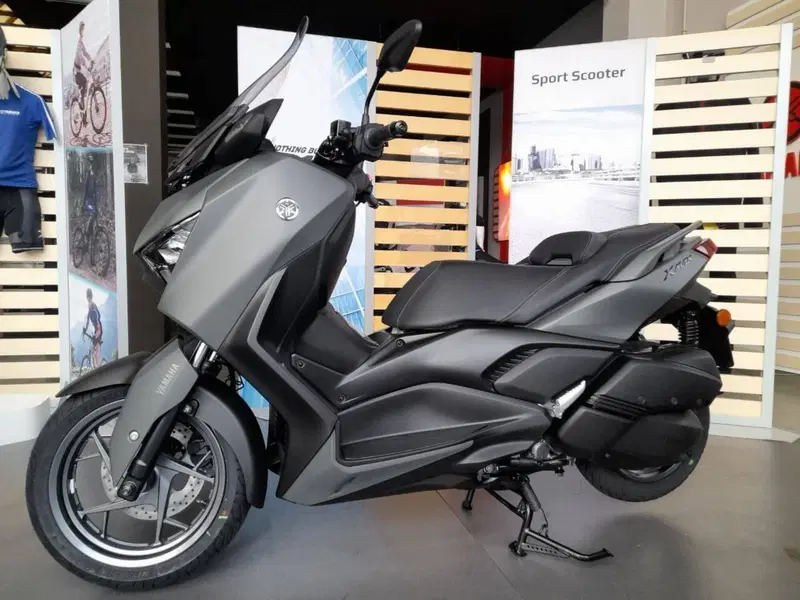 Yamaha X-Max 300 (2025 - 26) (3)