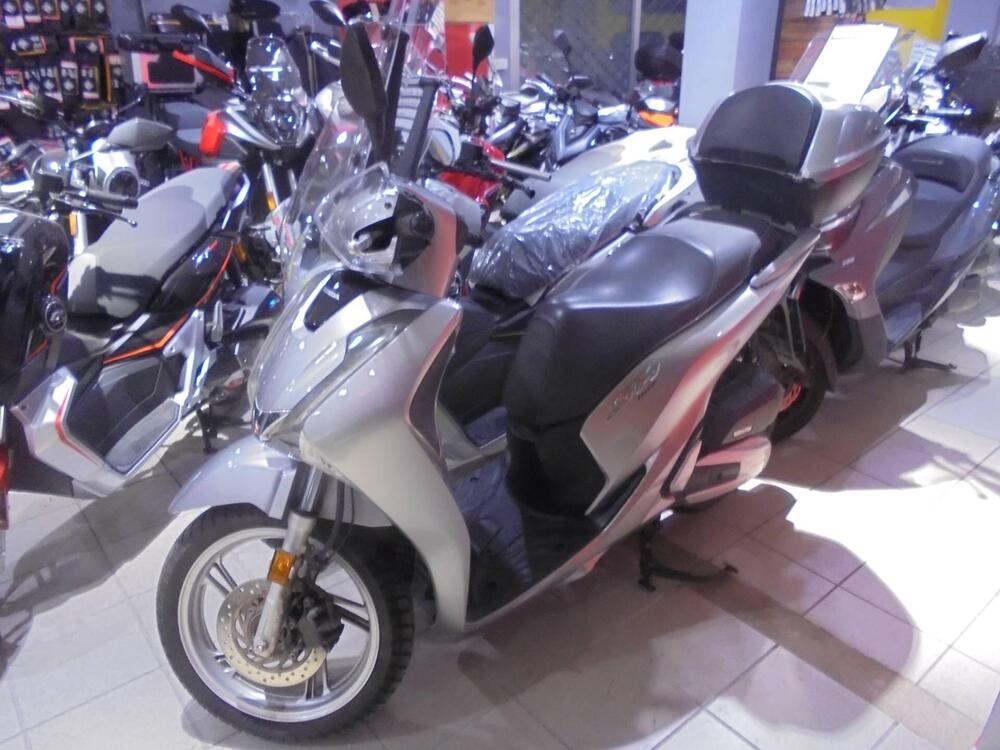 Honda SH 150 i (2017 - 19) (2)