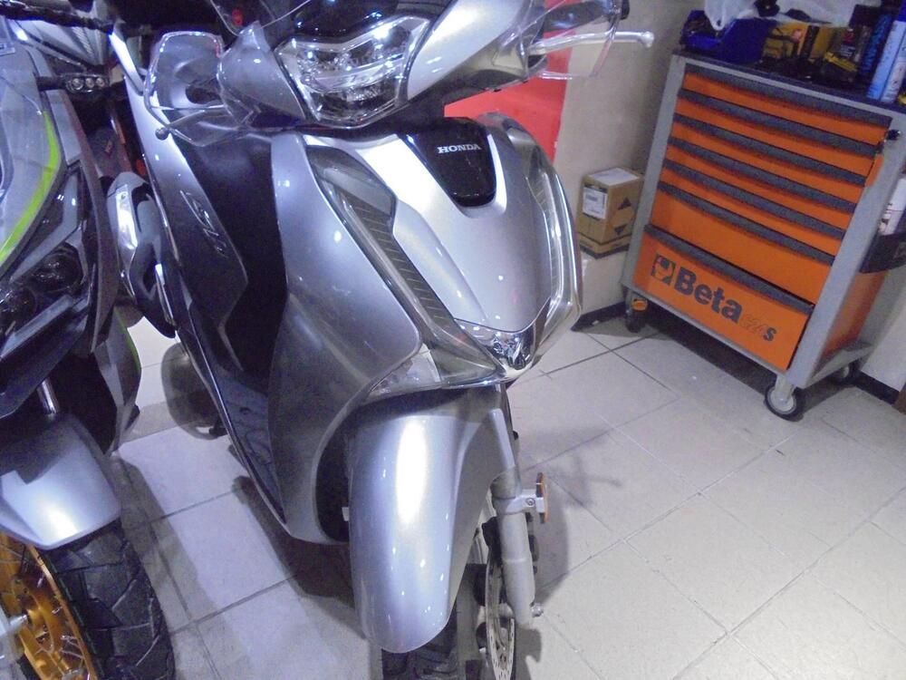 Honda SH 150 i (2017 - 19) (4)