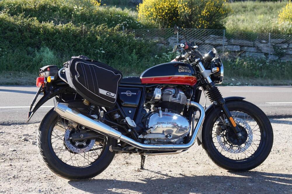 Royal Enfield Interceptor 650 (2021 - 25) (3)