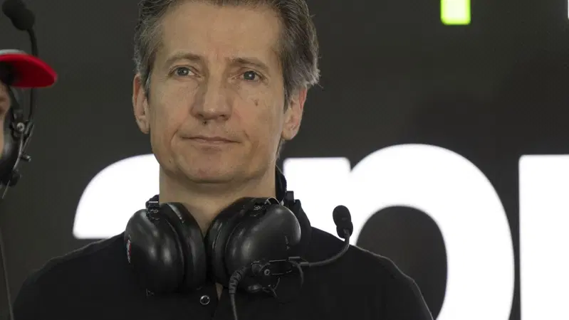 MotoGP 2025. Jorge Martin operato a Barcellona, Massimo Rivola risponde a Michelin: "I nostri dati non confermano le dichiarazioni di Taramasso"