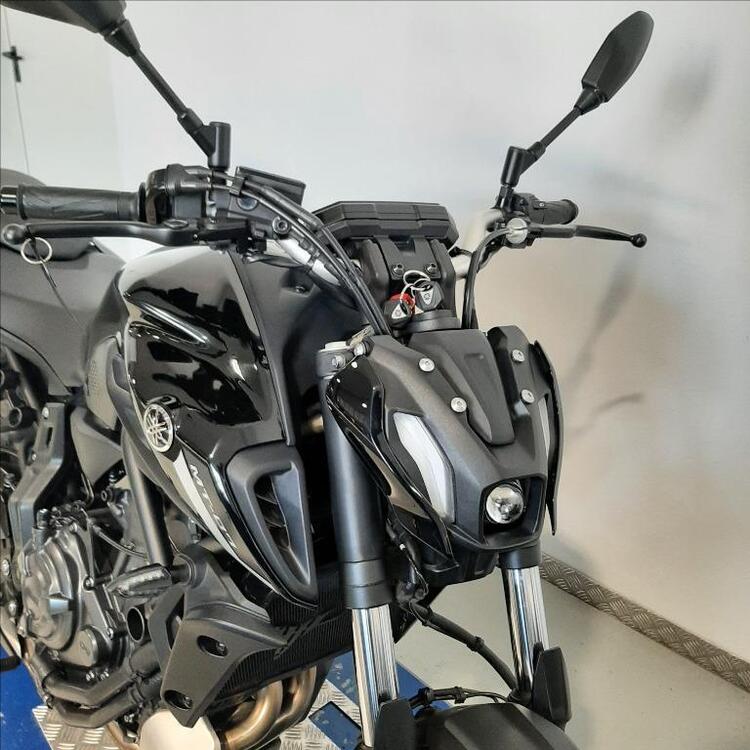 Yamaha MT-07 Pure (2023 - 25) (4)