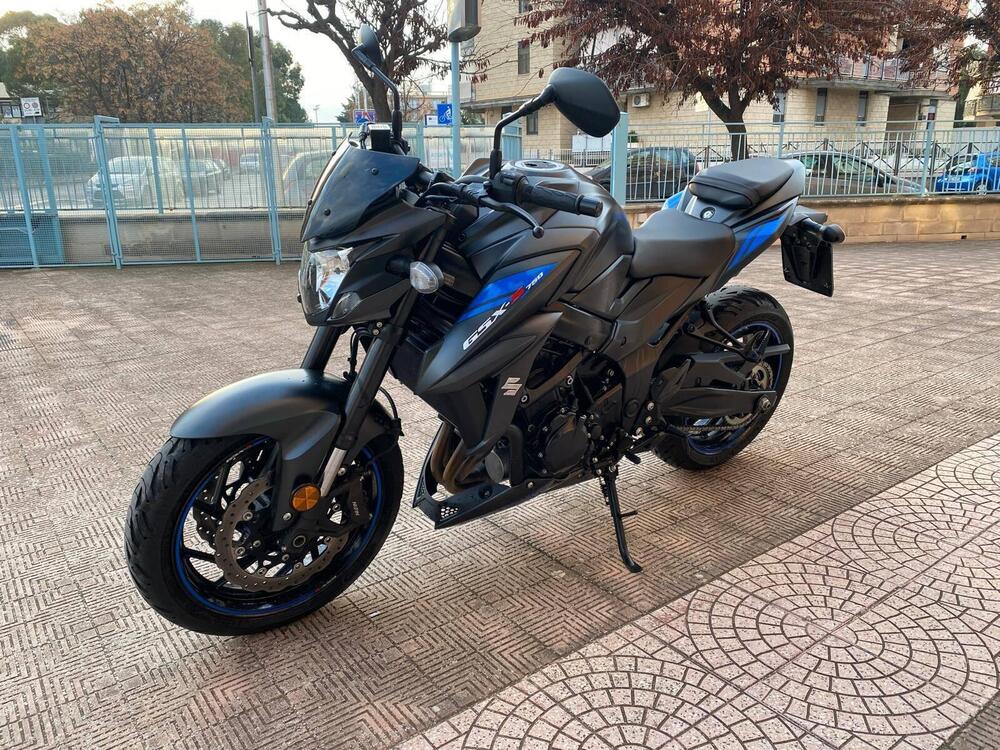 Suzuki GSX S 750 Yugen (2018 - 20) (2)