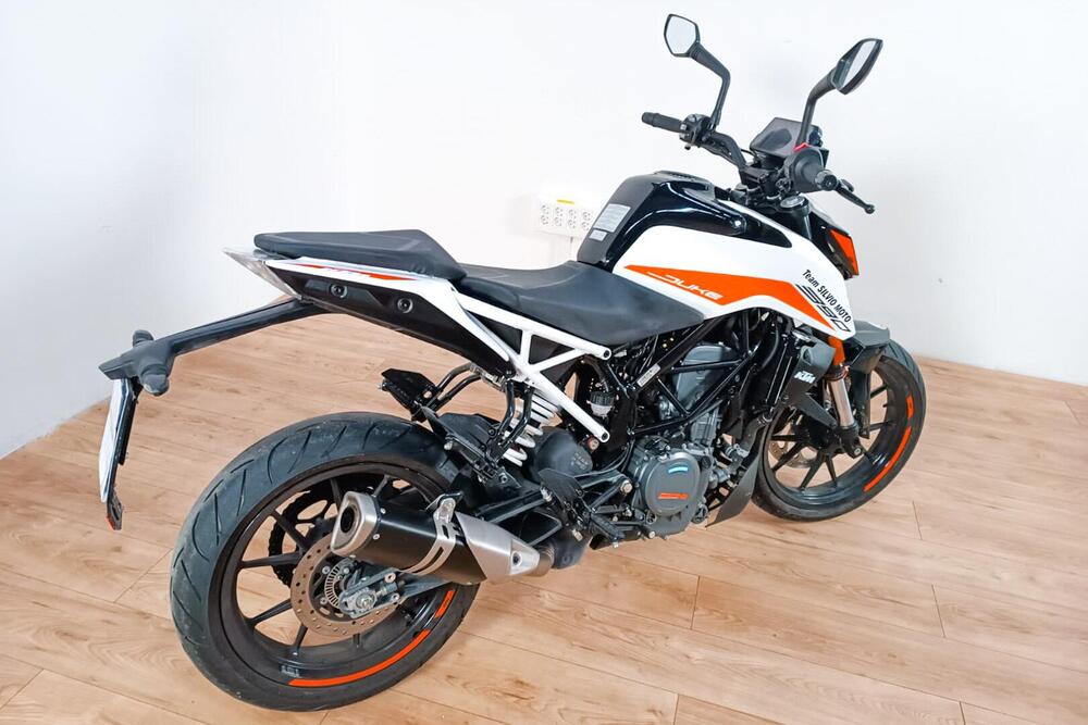 KTM 390 Duke (2021 - 23) (3)