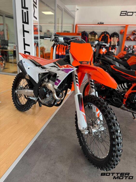 KTM 250 SX-F (2024) (2)