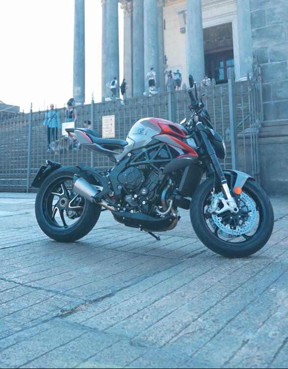 MV Agusta Brutale 800 RR (2021 - 25)