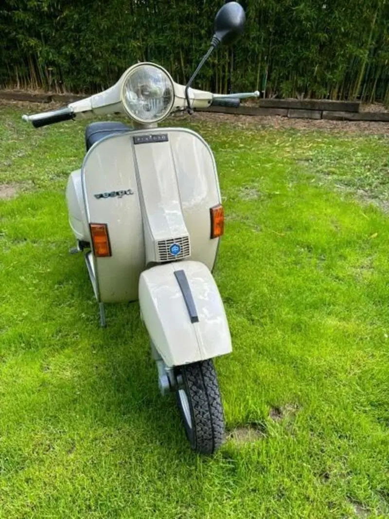 Piaggio Vespa Px 150 (4)