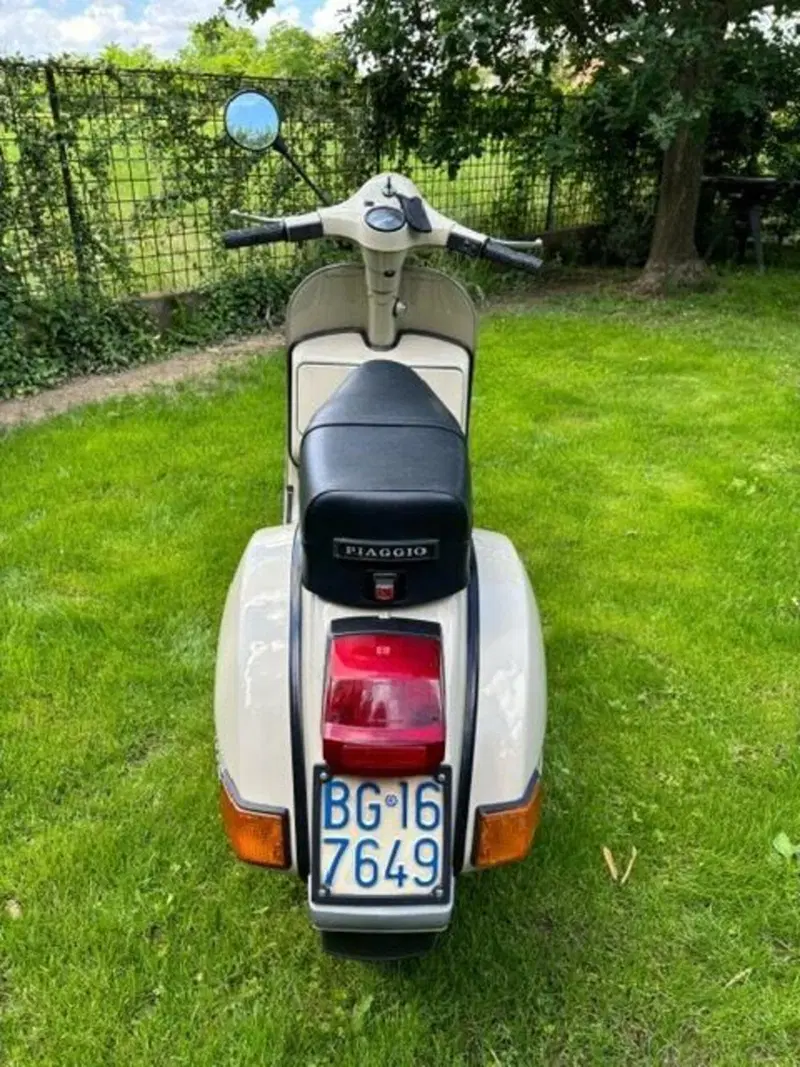 Piaggio Vespa Px 150 (5)