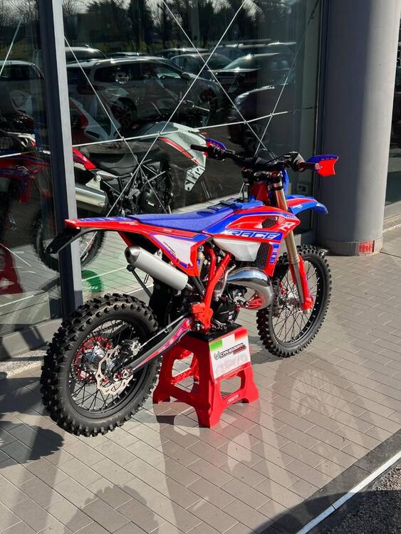 Betamotor RR 125 2T Enduro Race (2025) (4)