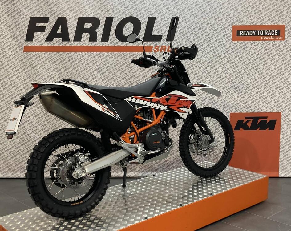 KTM 690 Enduro R (2012 - 17) (3)