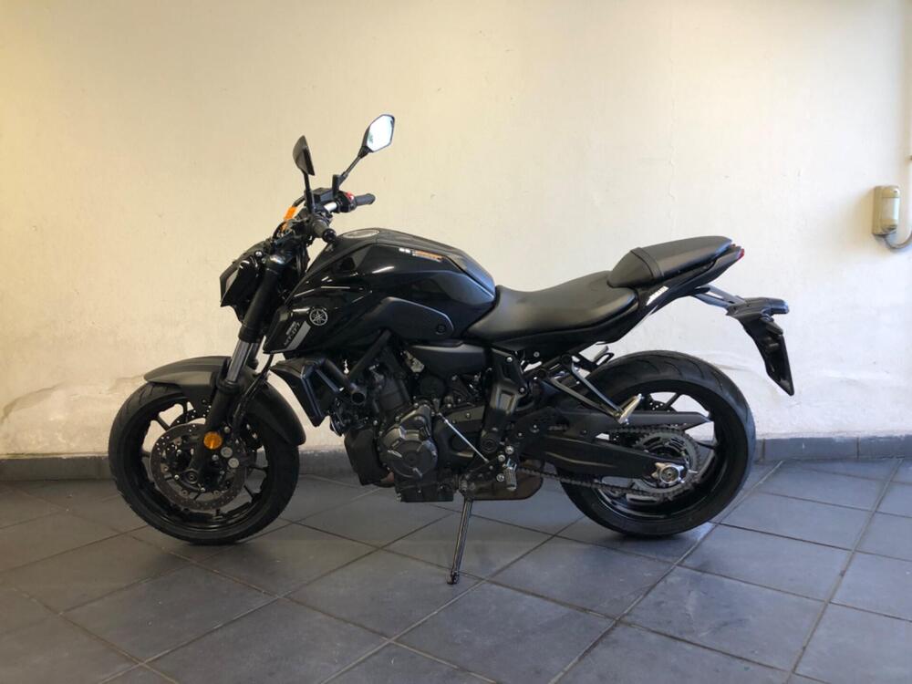 Yamaha MT-07 Pure (2023 - 25) (3)