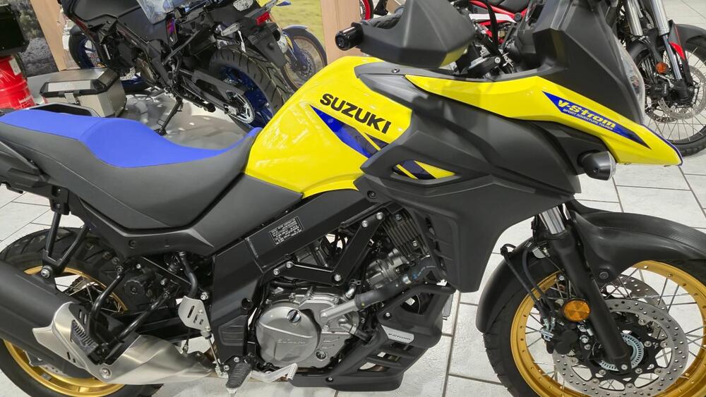 Suzuki V-Strom 650XT (2021 - 25) (2)