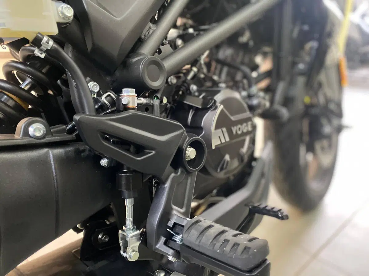 Voge Brivido 125R (2023 - 26) (8)