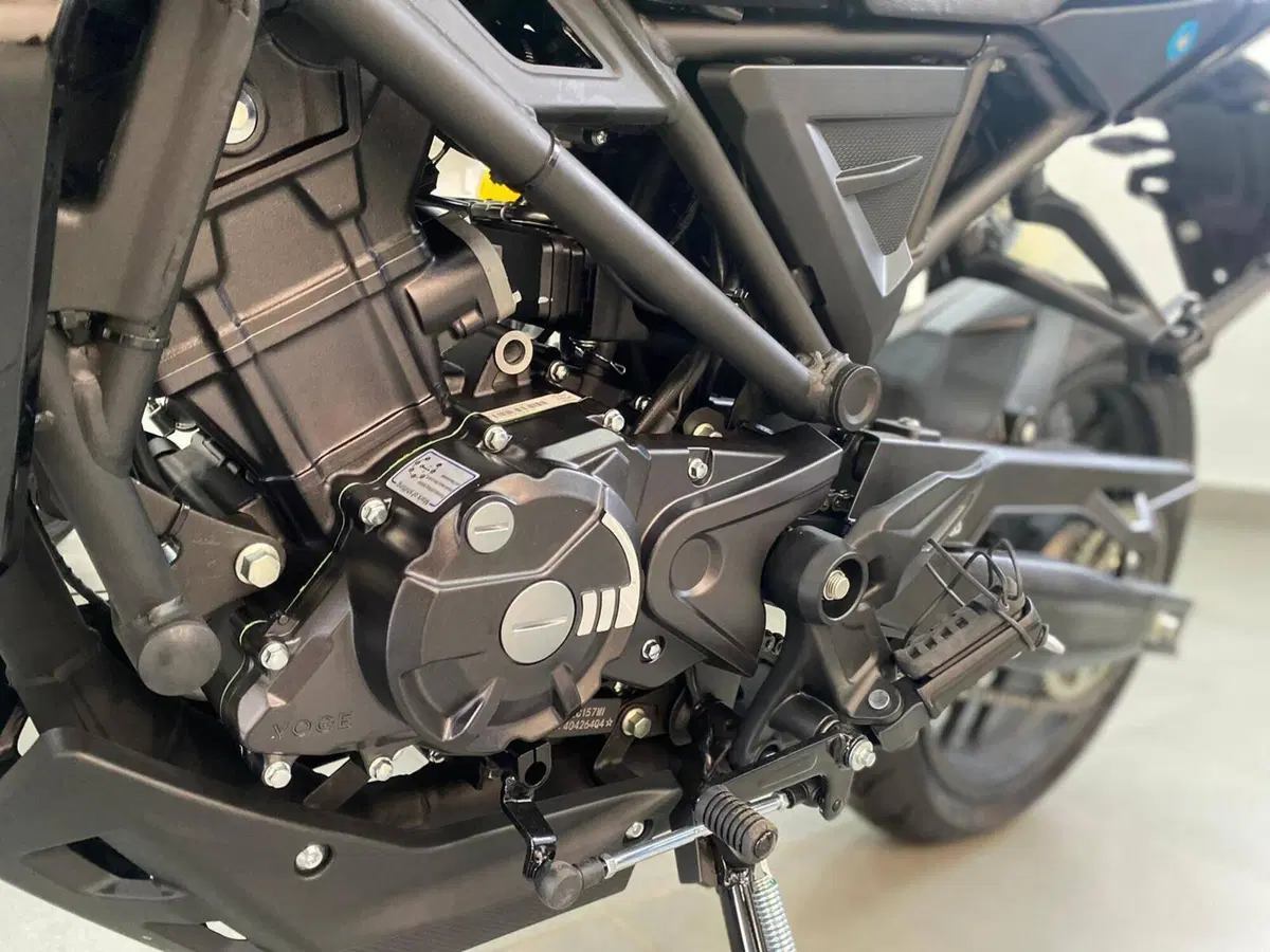 Voge Brivido 125R (2023 - 26) (10)