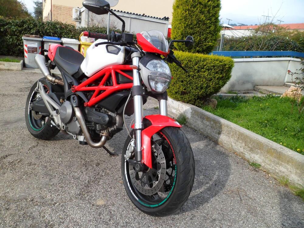 Ducati Monster 696 (2008 - 13) (2)