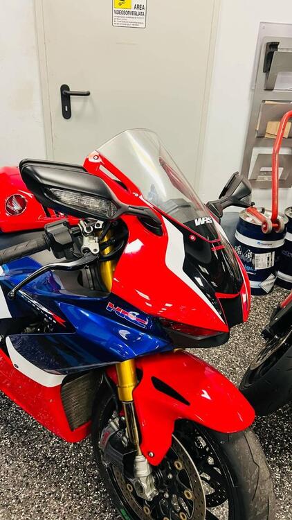 Honda CBR 1000 RR-R Fireblade SP (2020 - 21) (2)