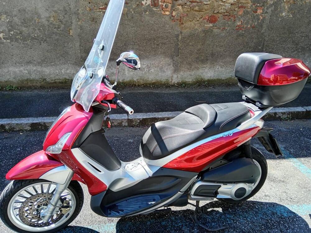 Piaggio Beverly 300 i.e. (2010 - 16)