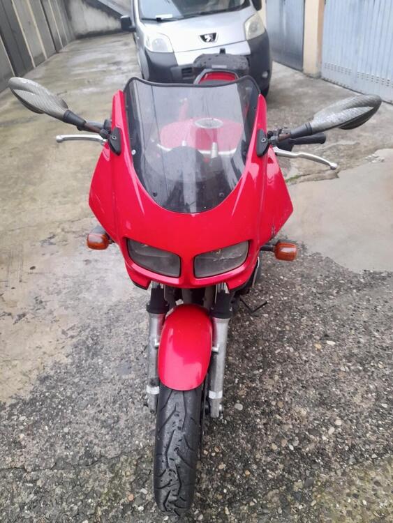 Yamaha FZS 600 Fazer S (2000 - 04) (2)