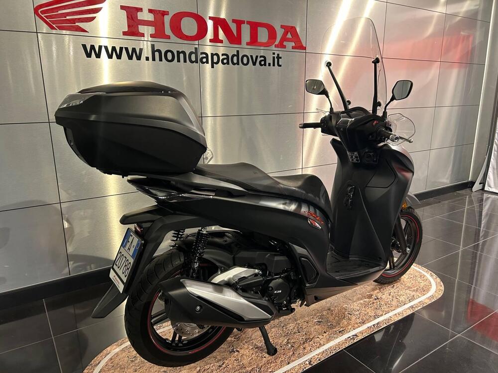 Honda SH 350 Sport (2021 - 24) (2)