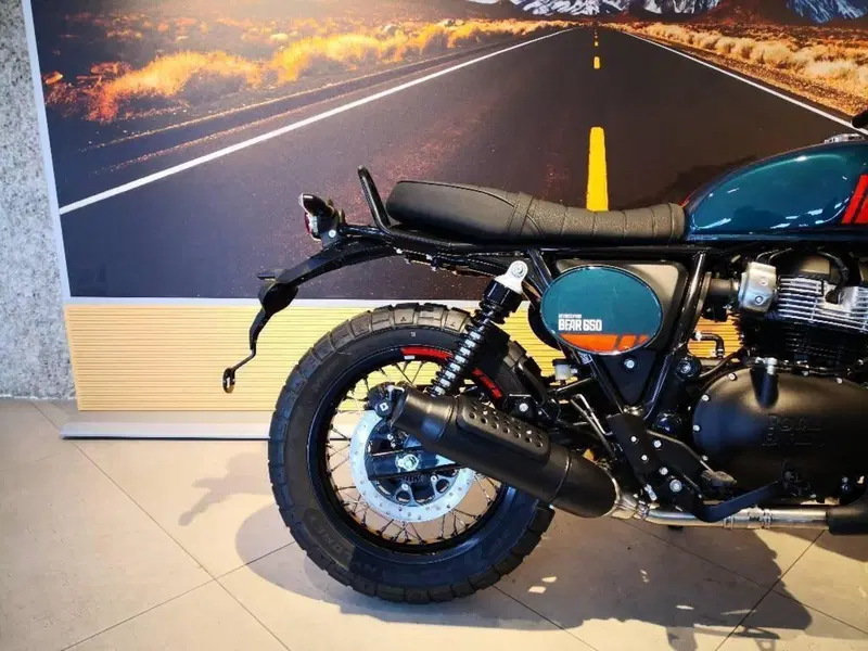 Royal Enfield Bear 650 (2025 - 26) (5)
