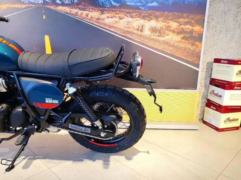 Royal Enfield Bear 650 (2025 - 26) (9)