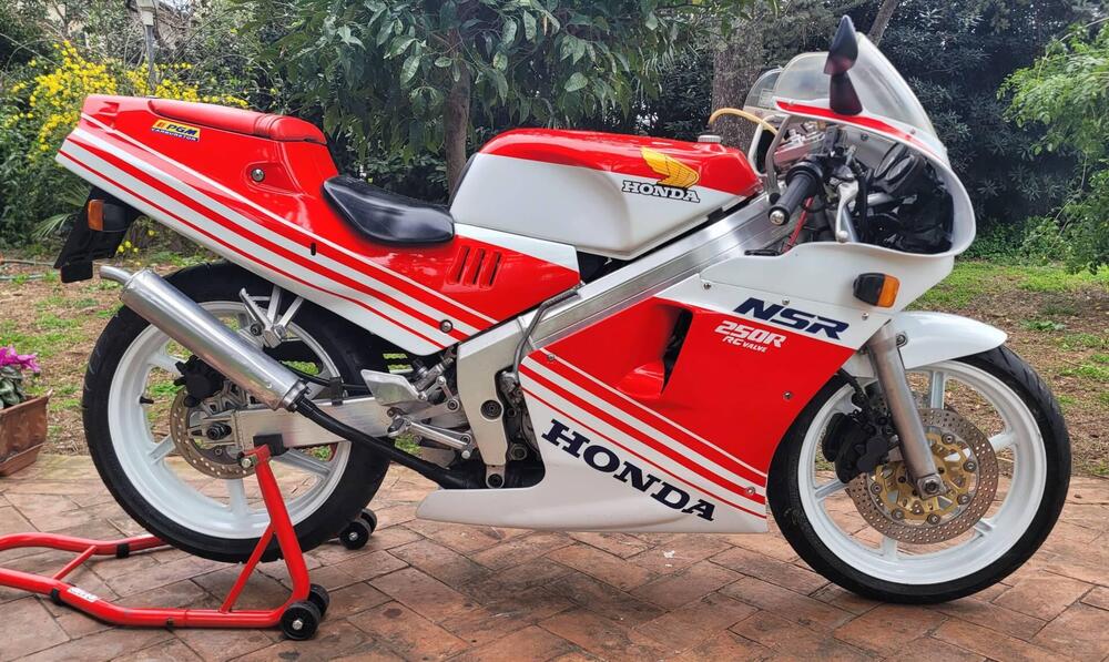 Honda NSR 250 R MC 18 FMI