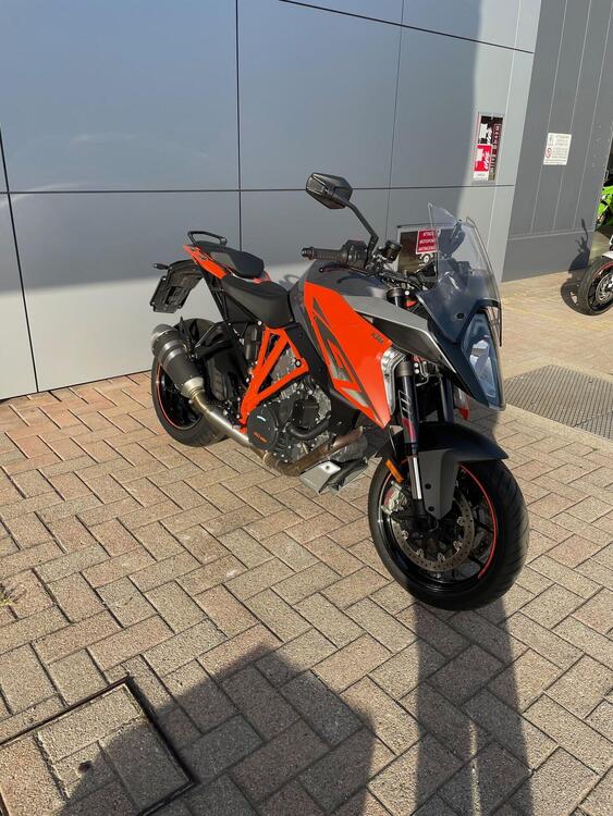 KTM 1290 Super Duke GT ABS (2016 - 18) (2)