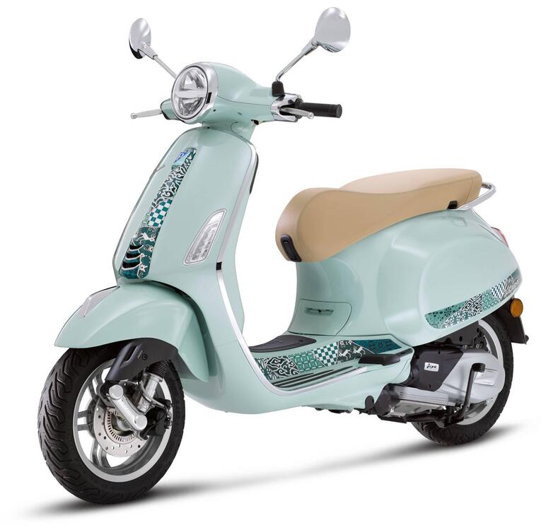 Vespa Primavera 125 Batik (2024 - 25)