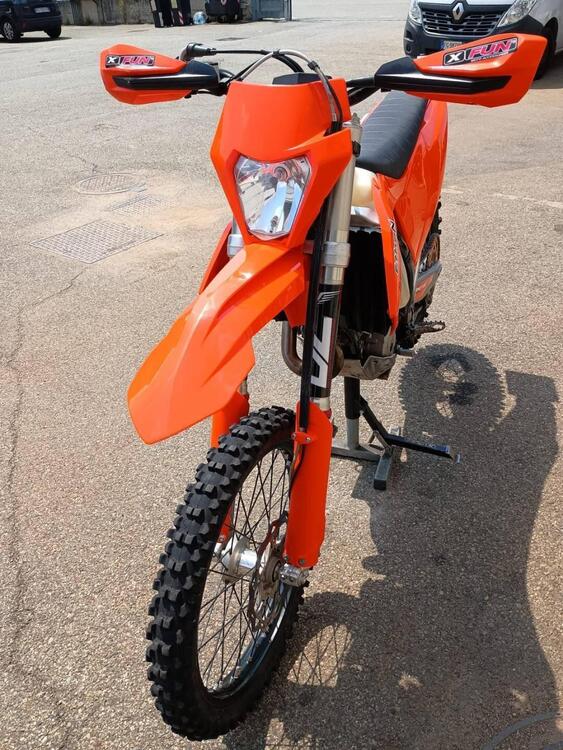 KTM 250 EXC-F (2022) (2)