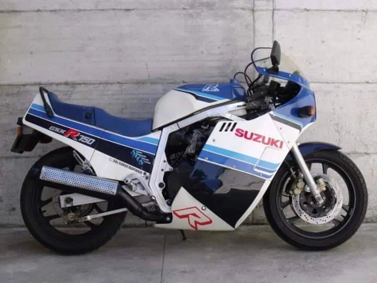 Suzuki GSX-R 750 (11)