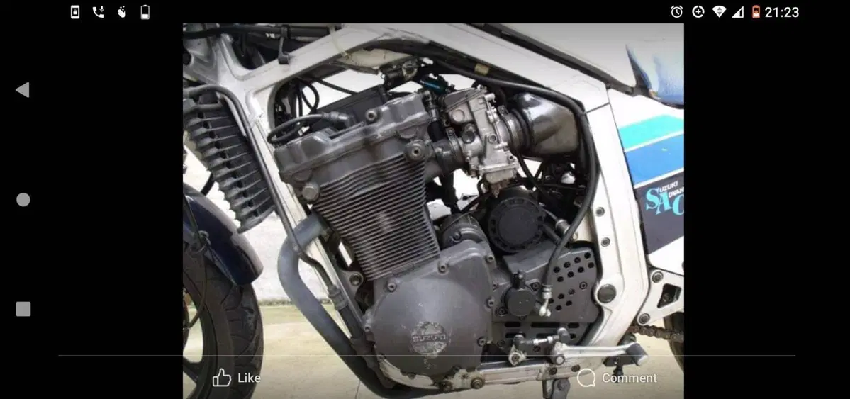 Suzuki GSX-R 750 (16)