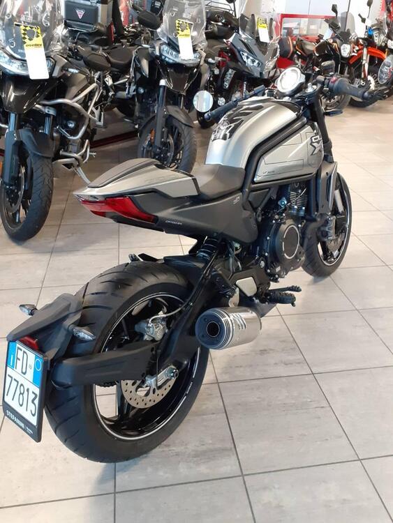 CFMOTO 700CL-X Sport (2022 - 25) (5)