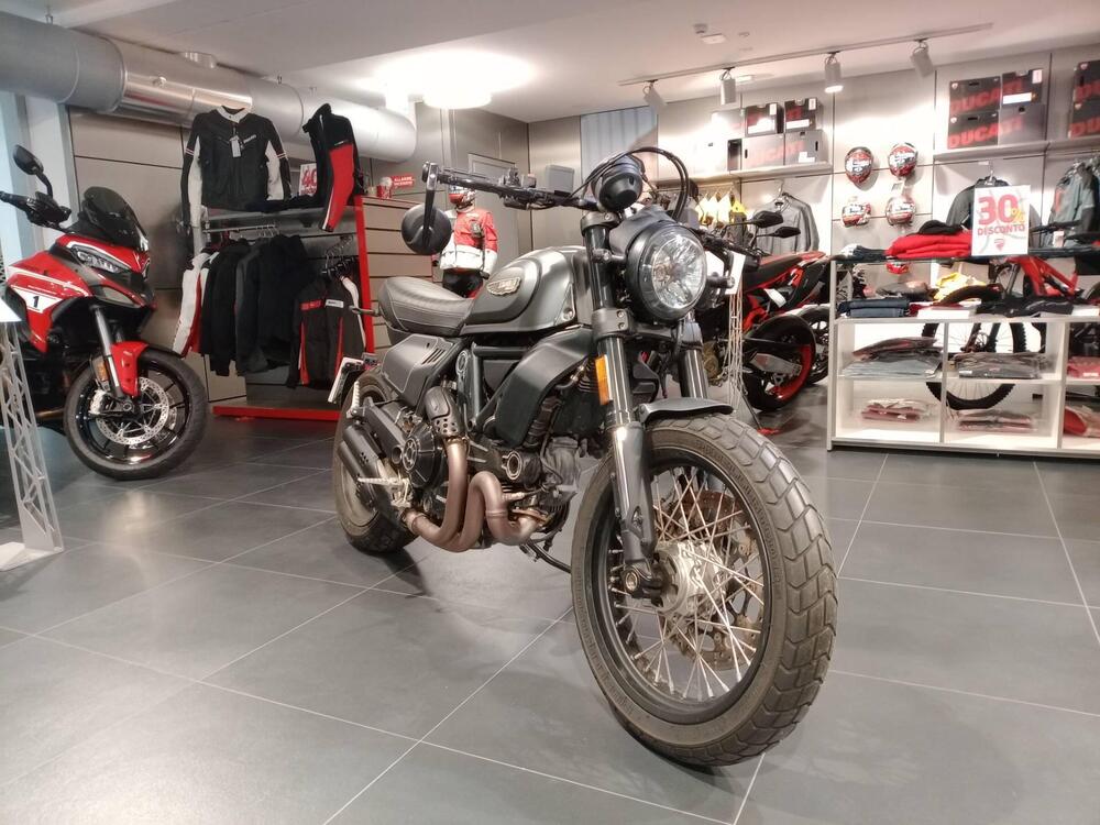 Ducati Scrambler 800 Night Shift (2021 - 22)