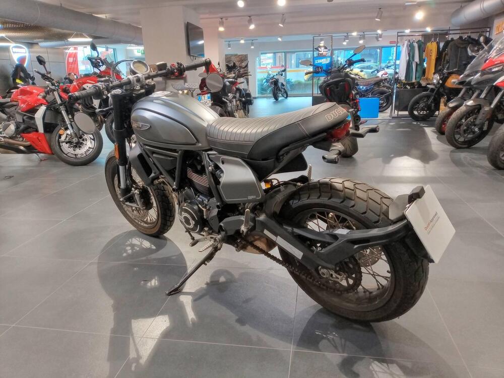 Ducati Scrambler 800 Night Shift (2021 - 22) (3)