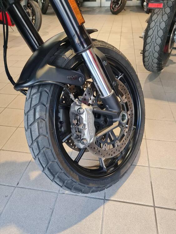 Ducati Scrambler 1100 Dark Pro (2020 - 24) (2)