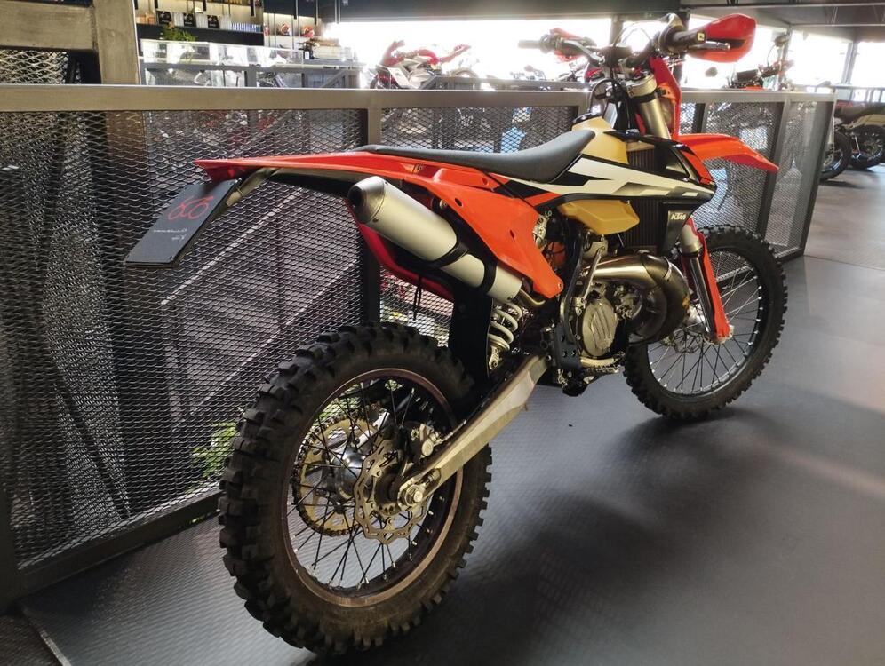 KTM 250 EXC E (2016) (4)