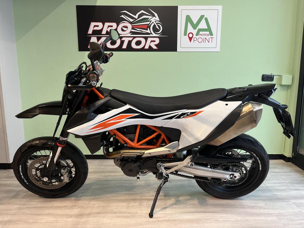 KTM 690 SMC R (2019 - 20) (2)