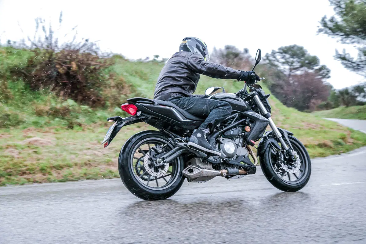Benelli BN 302 (2)