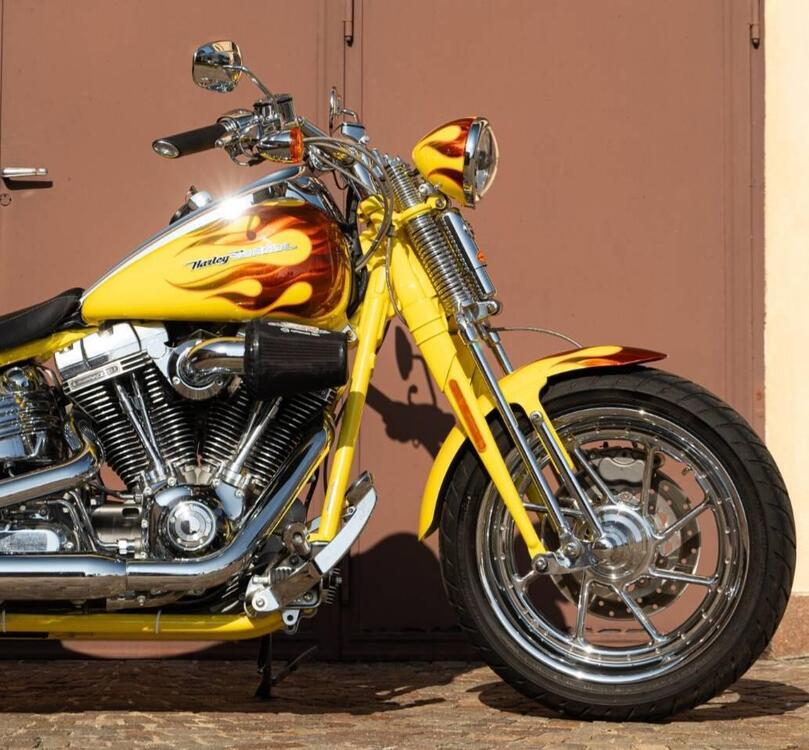 Harley-Davidson 1800 Springer (2009 - 12) - FXSTSSE (4)