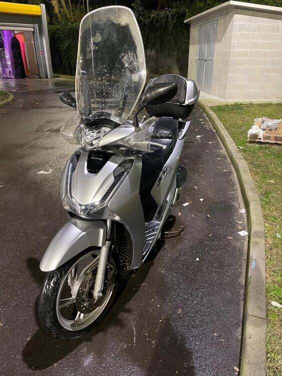 Honda SH 150 i (2017 - 19) (2)