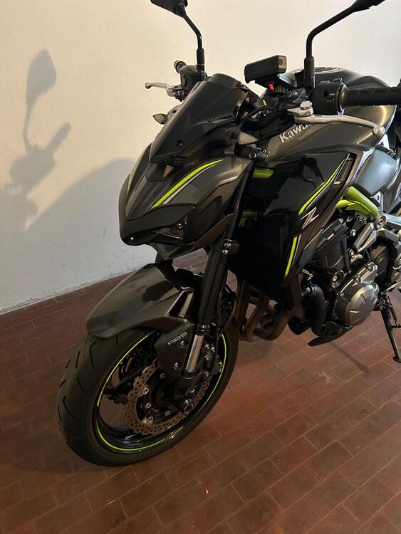 Kawasaki Z 900 (2017 - 18) (4)